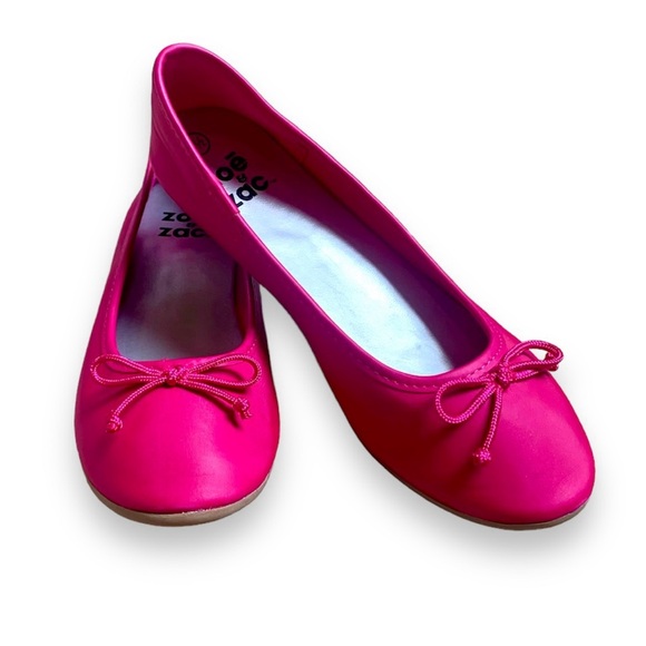 Girls Ballet Flats - Picture 1 of 4